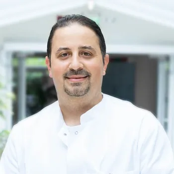 Dr. Mohamed Wahoud
